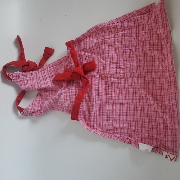 Toddler Valentines day apron - Picture 5 of 5